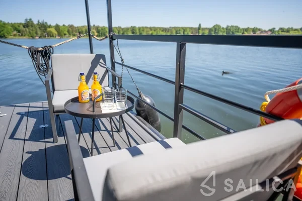 WOMA D13 - Yacht Charter Sailica