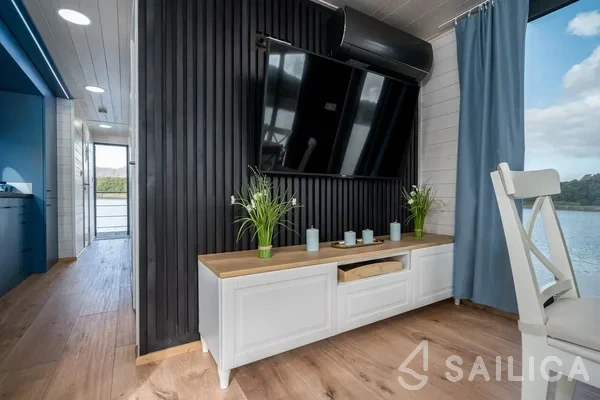WOMA D13 - Yacht Charter Sailica