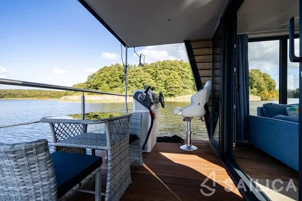 WOMA D13 - Yacht Charter Sailica