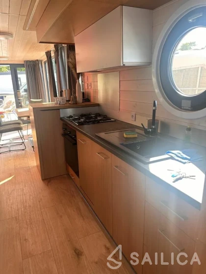 WOMA D13 - Yacht Charter Sailica