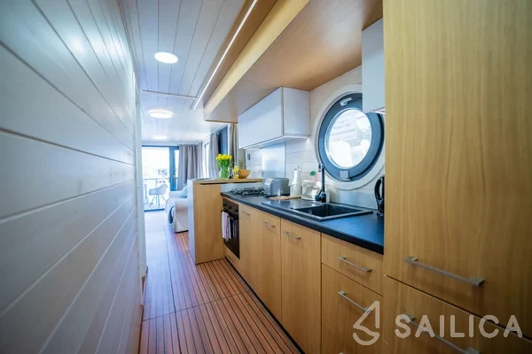 WOMA D13 - Yacht Charter Sailica