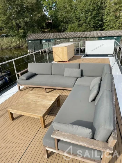 WOMA D13 - Yacht Charter Sailica