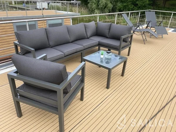 WOMA D13 - Yacht Charter Sailica