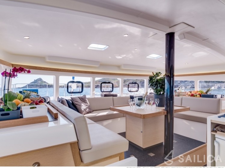 Catalante 720 - Yacht Charter Sailica
