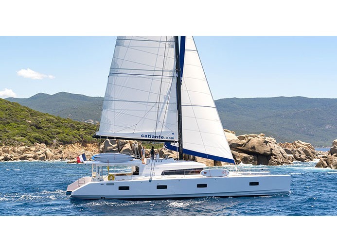 Catalante 720 - Yacht Charter Sailica