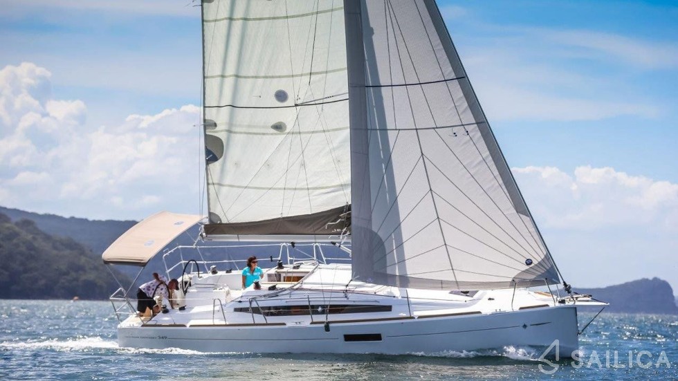 Sun Odyssey 349 - Yacht Charter Sailica