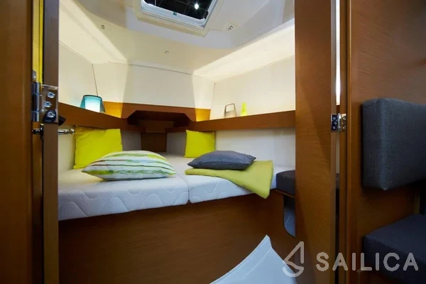 Sun Odyssey 349 - Yacht Charter Sailica