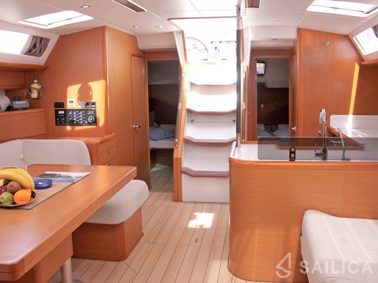 Jeanneau 53 - Yacht Charter Sailica