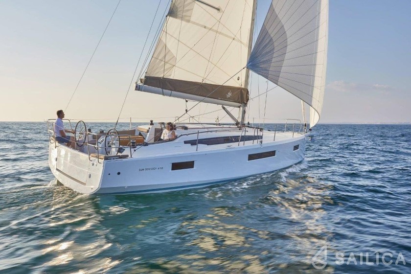 Sun Odyssey 410 - Yacht Charter Sailica
