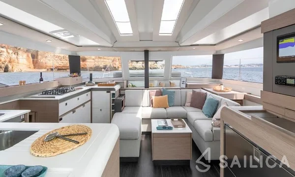 Elba 45 - Yacht Charter Sailica