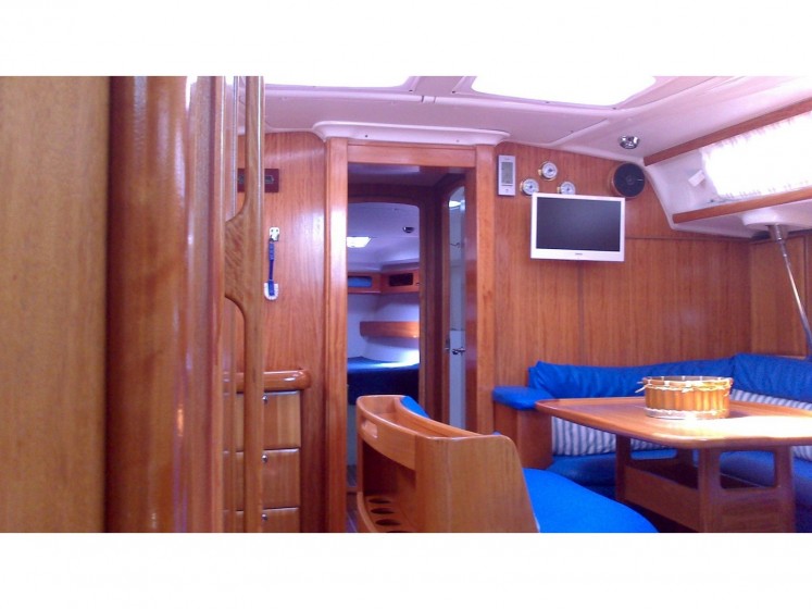 Bavaria 46 Cruiser - Yacht Charter Sailica