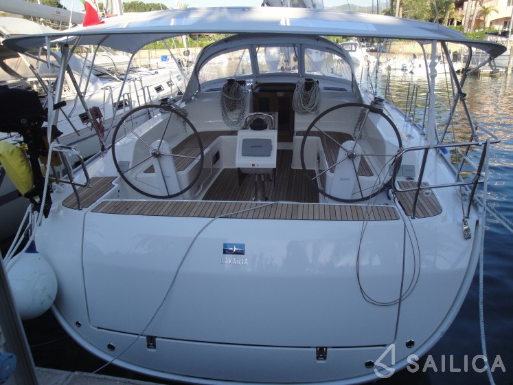 Bavaria Cruiser 46 - Yacht Charter Sailica