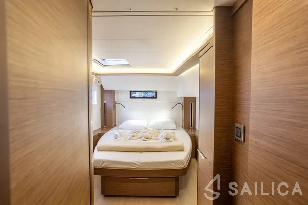 Lagoon 46  - Yacht Charter Sailica