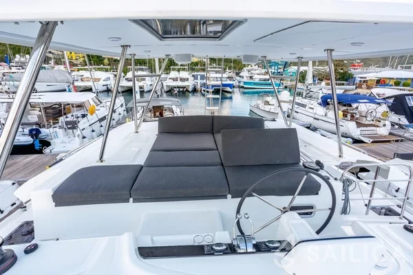 Lagoon 46  - Yacht Charter Sailica