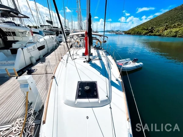 Sun Odyssey 349 - Yacht Charter Sailica