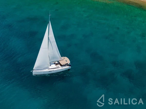 Sun Odyssey 349 - Yacht Charter Sailica