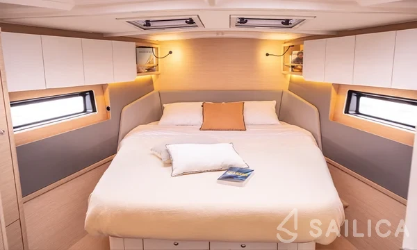 Dufour 44 - Yacht Charter Sailica