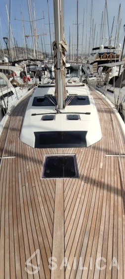 Dufour 430 Grand Large - Yacht Charter Sailica