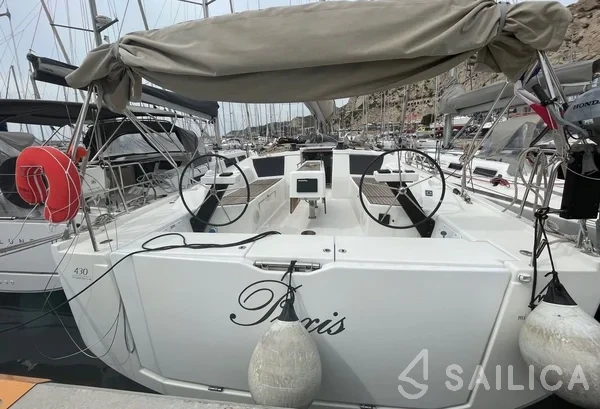 Dufour 430 Grand Large - Yacht Charter Sailica
