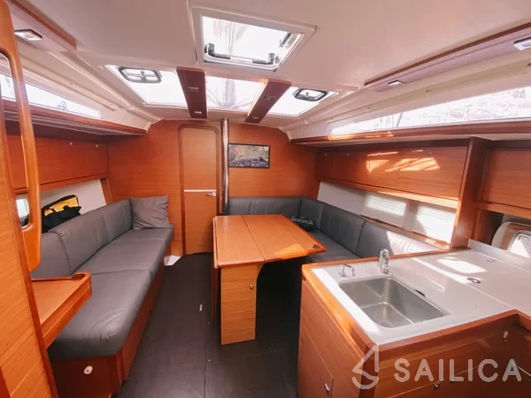 Dufour 390 Grand Large - Yacht Charter Sailica