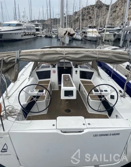 Dufour 390 Grand Large - Yacht Charter Sailica