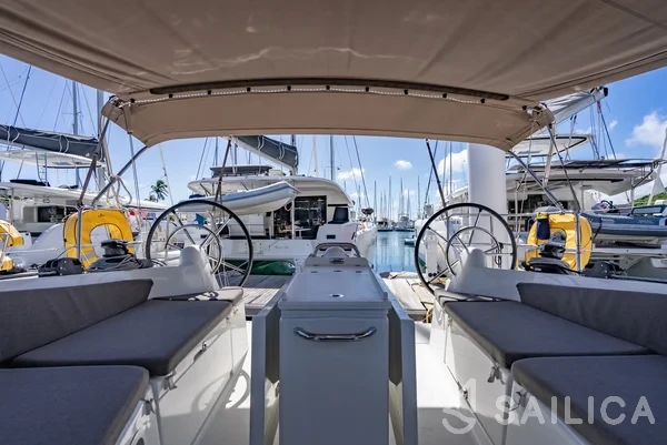 Sun Odyssey 410 - Yacht Charter Sailica