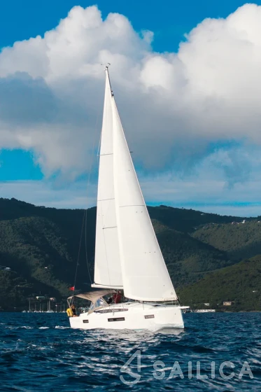 Sun Odyssey 410 - Yacht Charter Sailica