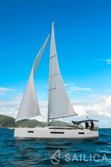 Sun Odyssey 410 - Yacht Charter Sailica