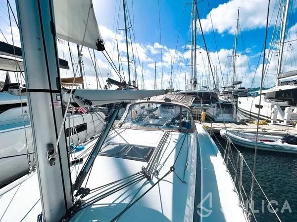 Sun Odyssey 410 - Yacht Charter Sailica