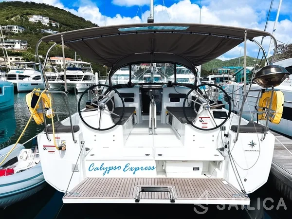 Sun Odyssey 380 - Yacht Charter Sailica