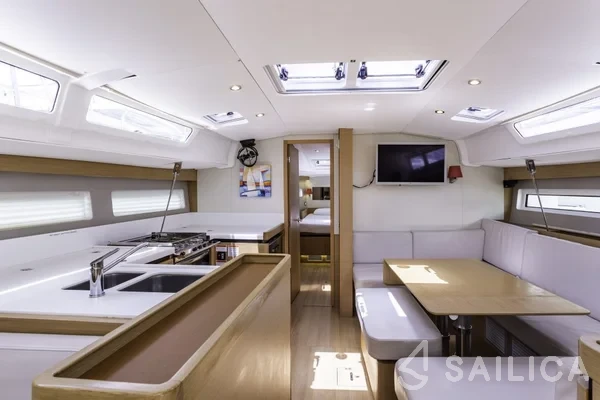 Sun Odyssey 490 - Yacht Charter Sailica