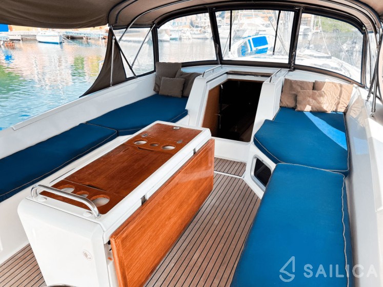 Jeanneau 54 - Yacht Charter Sailica