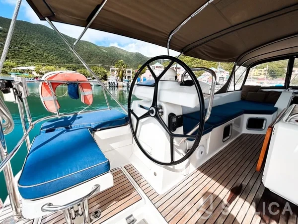 Jeanneau 54 - Yacht Charter Sailica