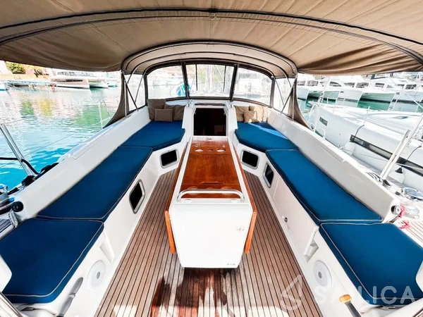 Jeanneau 54 - Yacht Charter Sailica
