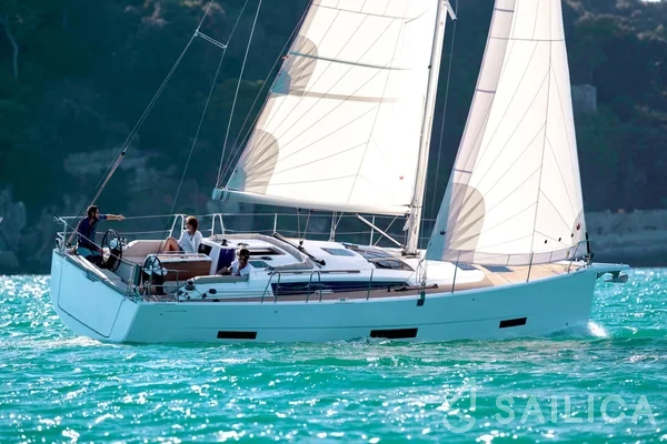 Dufour 390 Grand Large - Yacht Charter Sailica