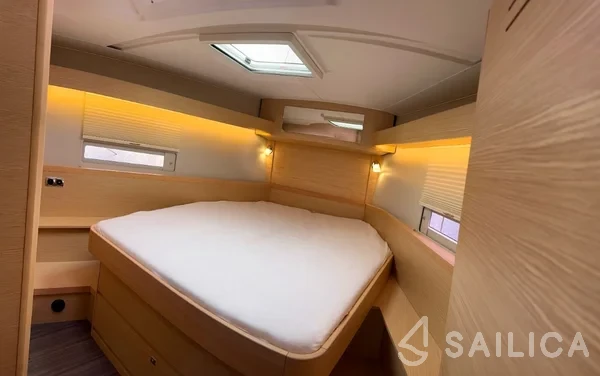 Dufour 430 - Yacht Charter Sailica