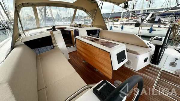 Dufour 430 - Yacht Charter Sailica