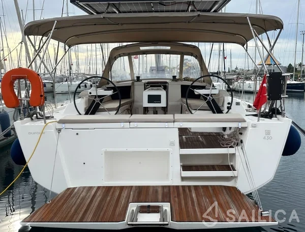 Dufour 430 - Yacht Charter Sailica