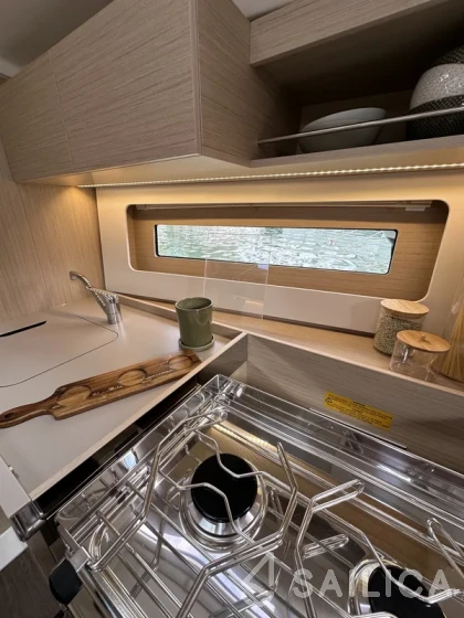 Oceanis 37.1 - Yacht Charter Sailica