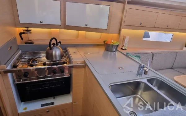Dufour 37 - Yacht Charter Sailica