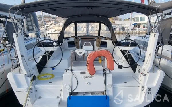 Dufour 37 - Yacht Charter Sailica