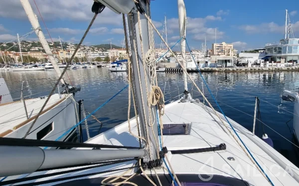 Dufour 37 - Yacht Charter Sailica