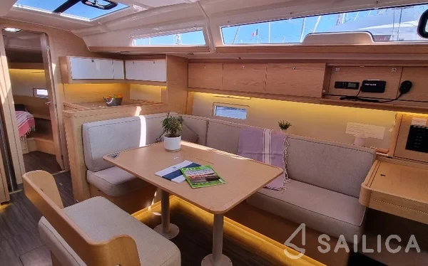 Dufour 430 - Yacht Charter Sailica