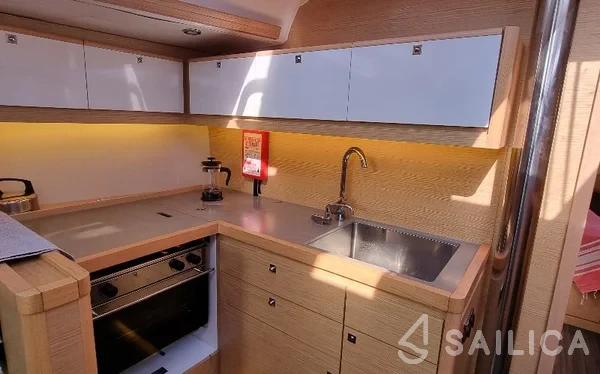 Dufour 430 - Yacht Charter Sailica