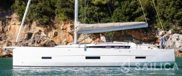 Dufour 430 - Yacht Charter Sailica