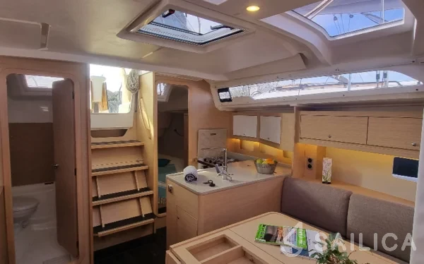 Dufour 37 - Yacht Charter Sailica