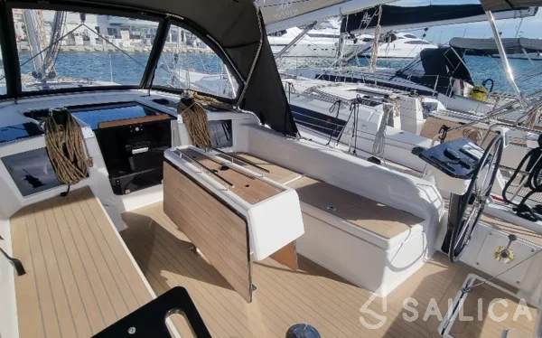 Dufour 37 - Yacht Charter Sailica