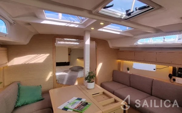 Dufour 37 - Yacht Charter Sailica