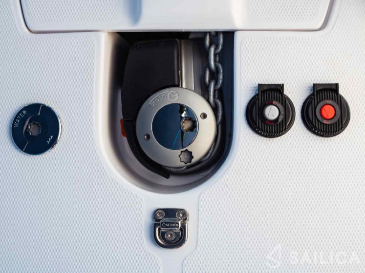 Elan 40.1 - Yacht Charter Sailica