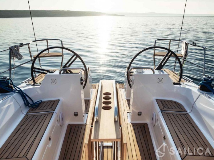 Elan 40.1 - Yacht Charter Sailica